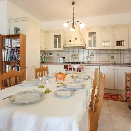 Three-bedroom In * Briatico
