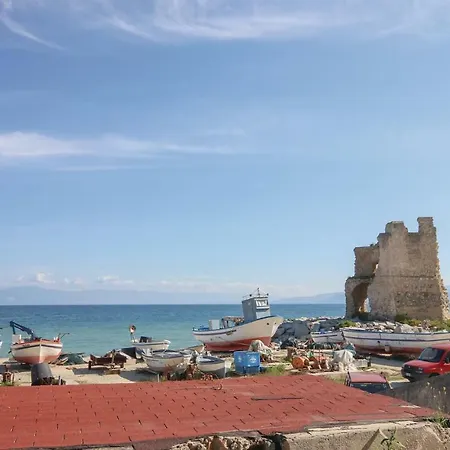 Three-bedroom In Briatico